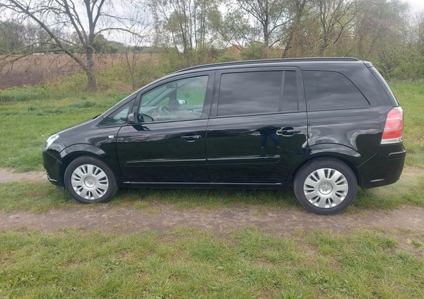 Opel Zafira cena 13500 przebieg: 220000, rok produkcji 2007 z Polanów małe 56